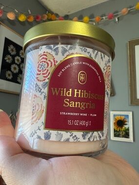 Wild Hibiscus Sangria Soy Candle - Pink
